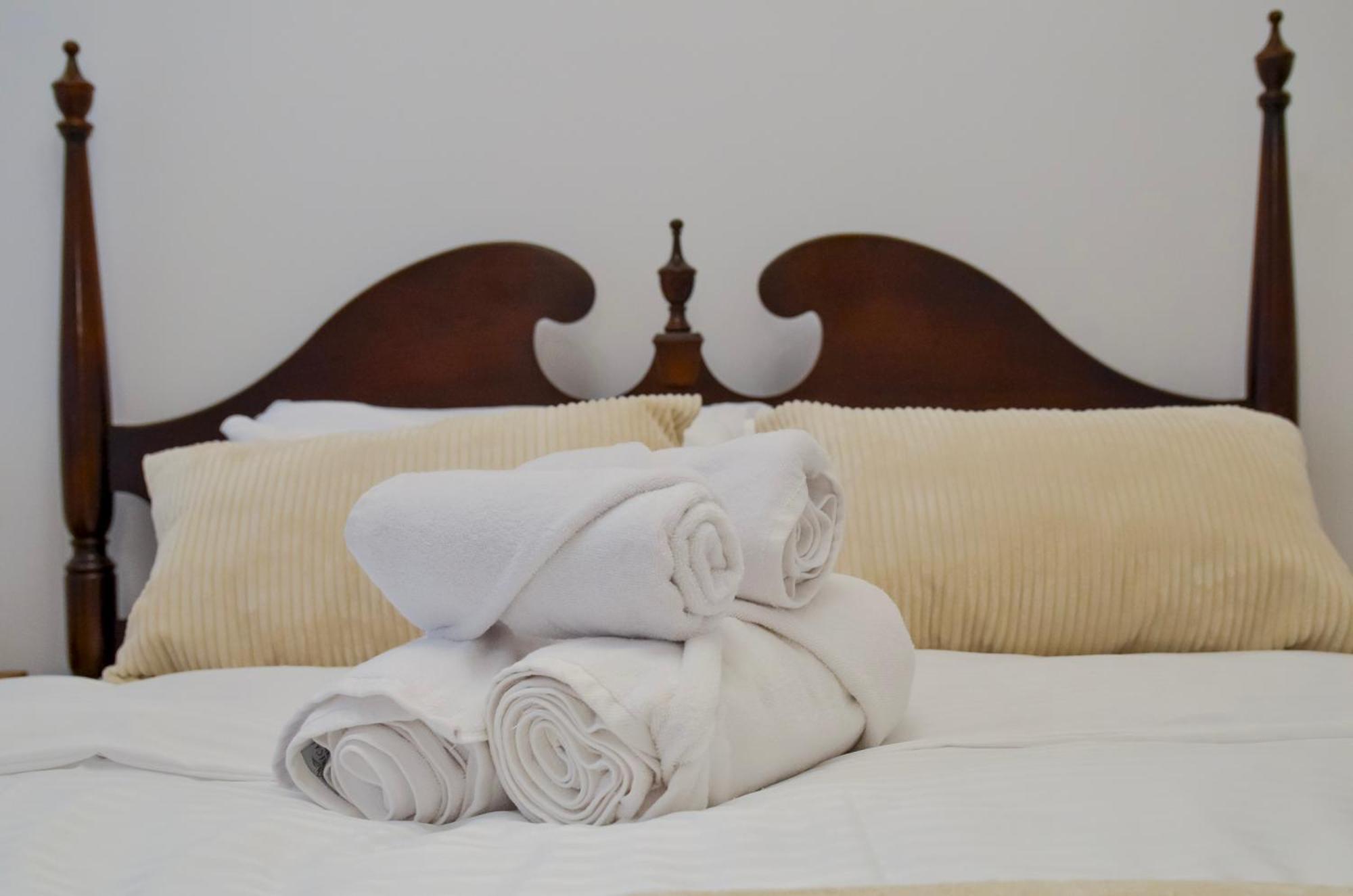 Main Street Retreat Apartment With Free Parking SJJ Buitenkant foto