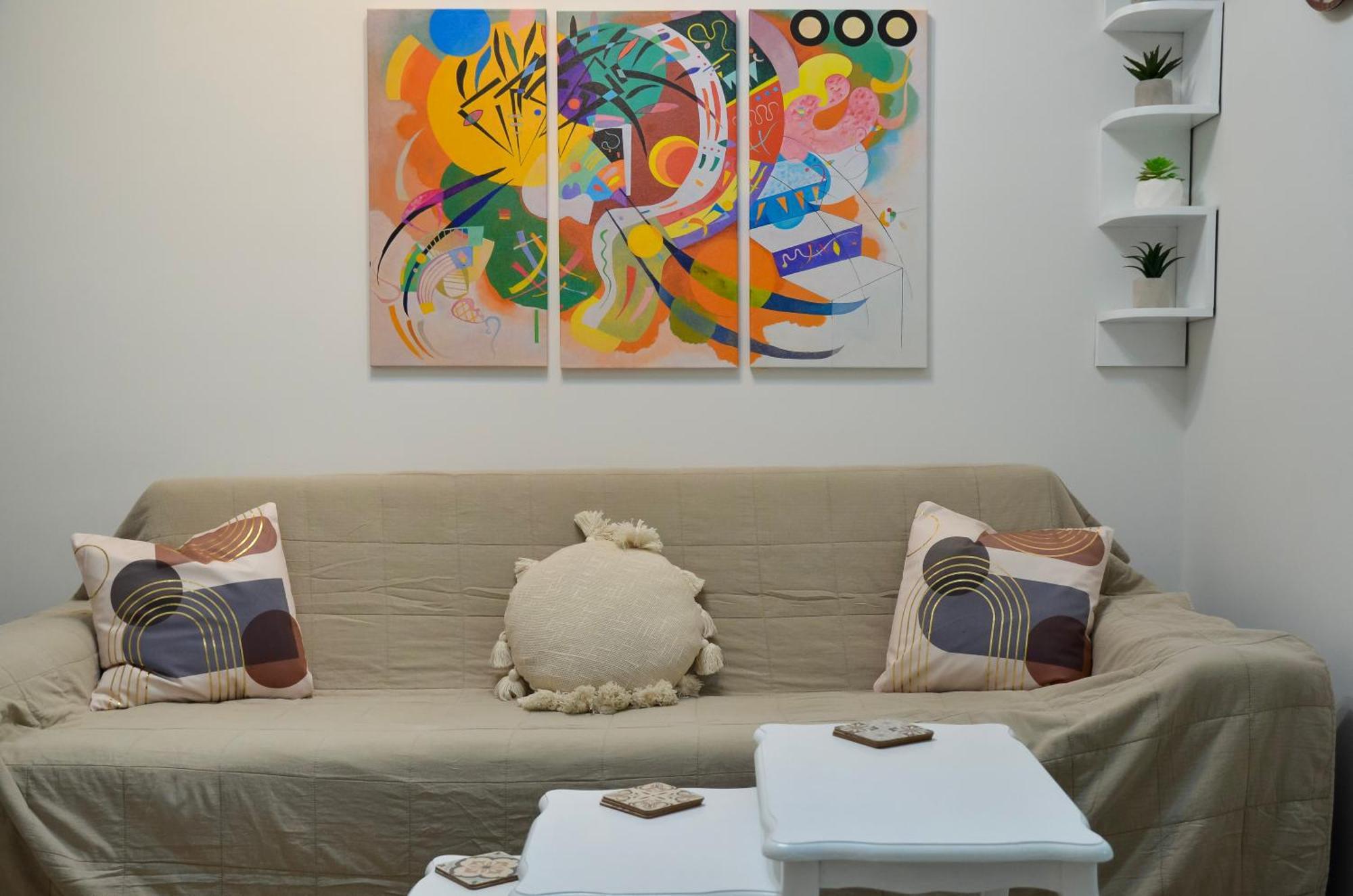 Main Street Retreat Apartment With Free Parking SJJ Buitenkant foto
