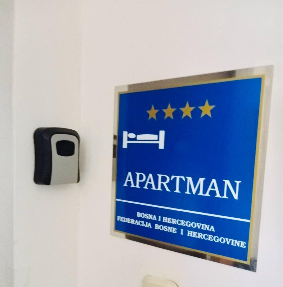 Main Street Retreat Apartment With Free Parking SJJ Buitenkant foto